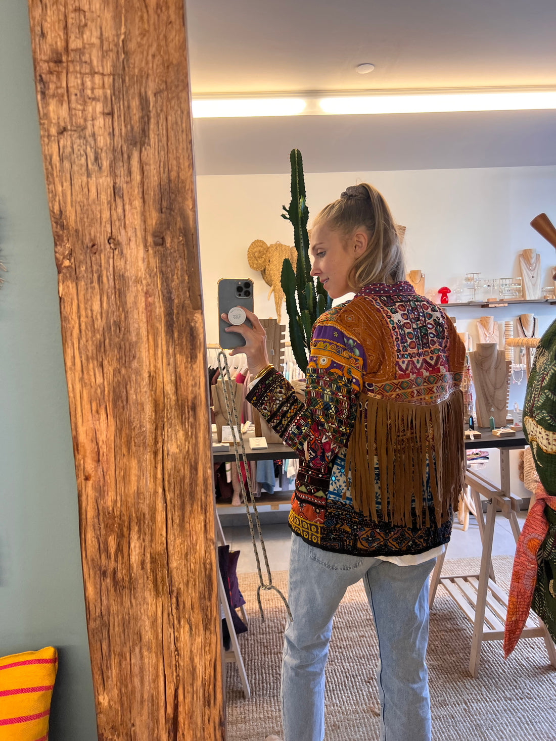 Comment intégrer des pièces ethno chic dans votre quotidien