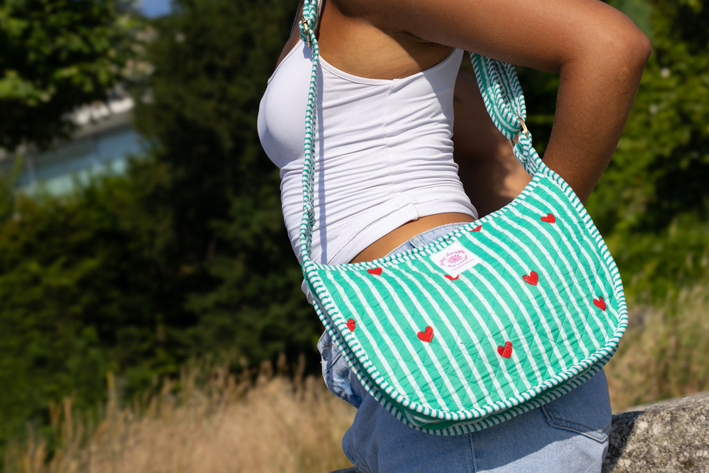 Sac rayures vertes cœurs rouge - Jolly Jungle 