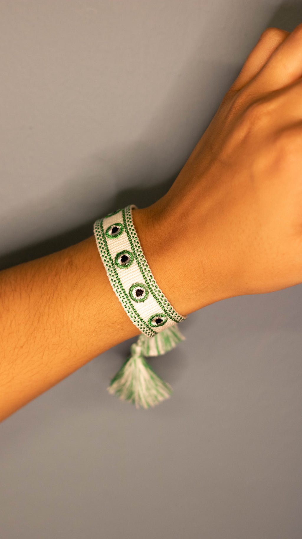 Bracelet Tissé Orya Blanc et Oeil Vert