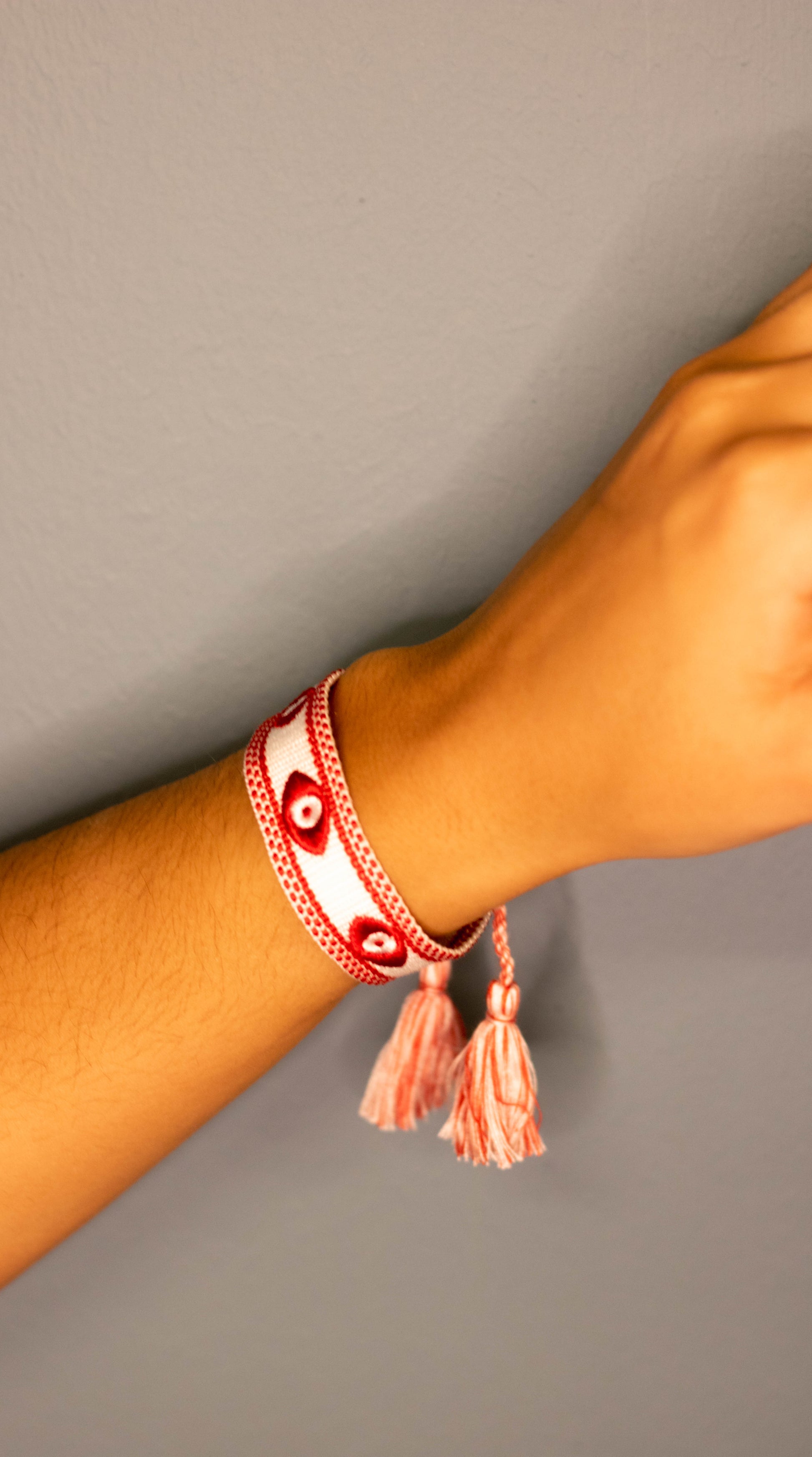 Bracelet Tissé Orya Blanc Oeil Rouge