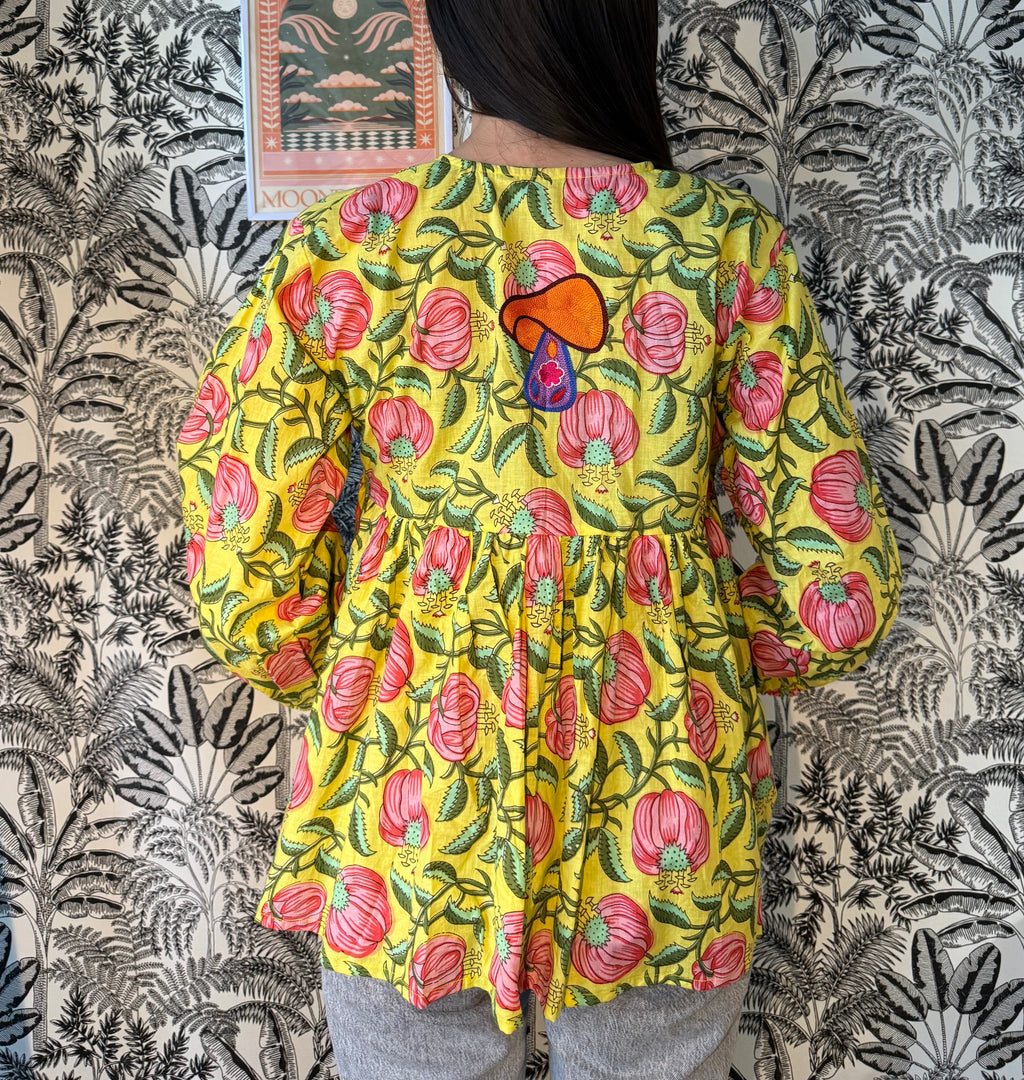 Chemisier fleurs jaunes