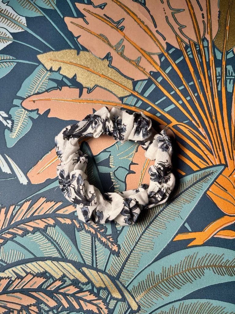 Chouchou bleu et blanc