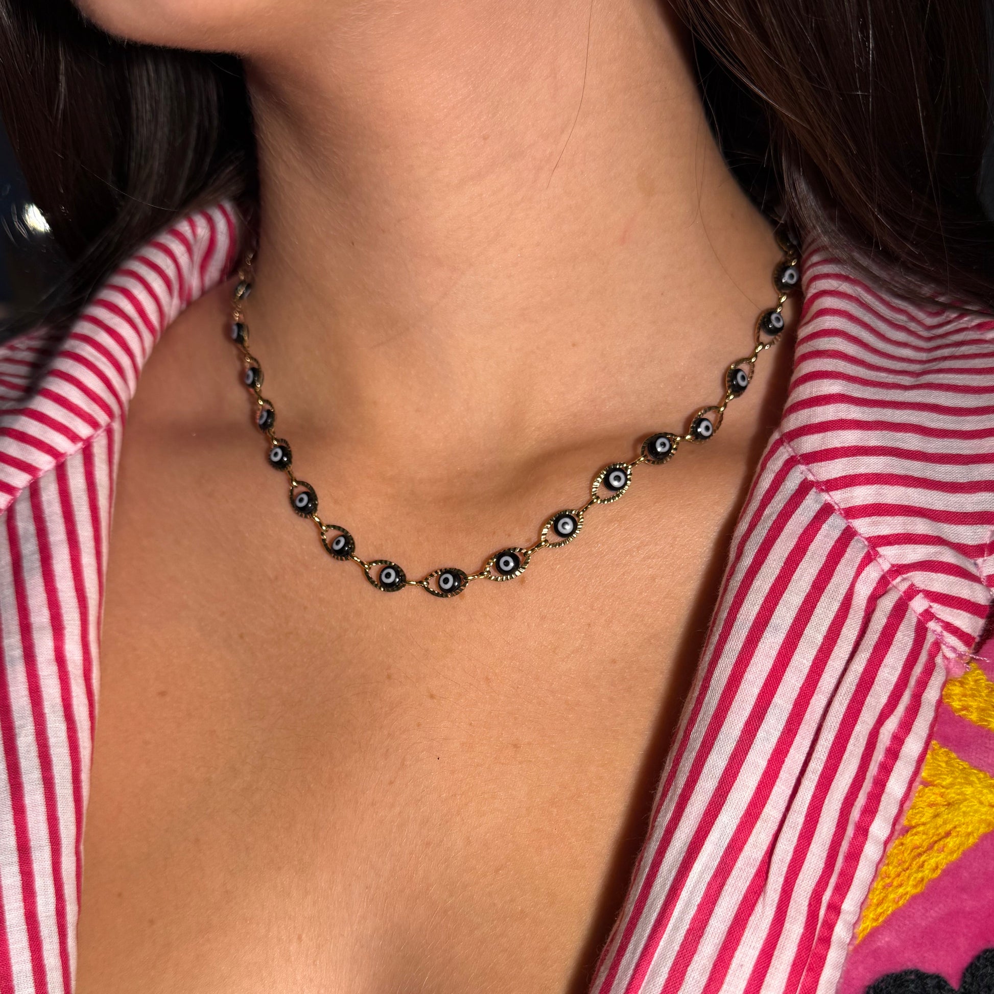 Collier oeil noir