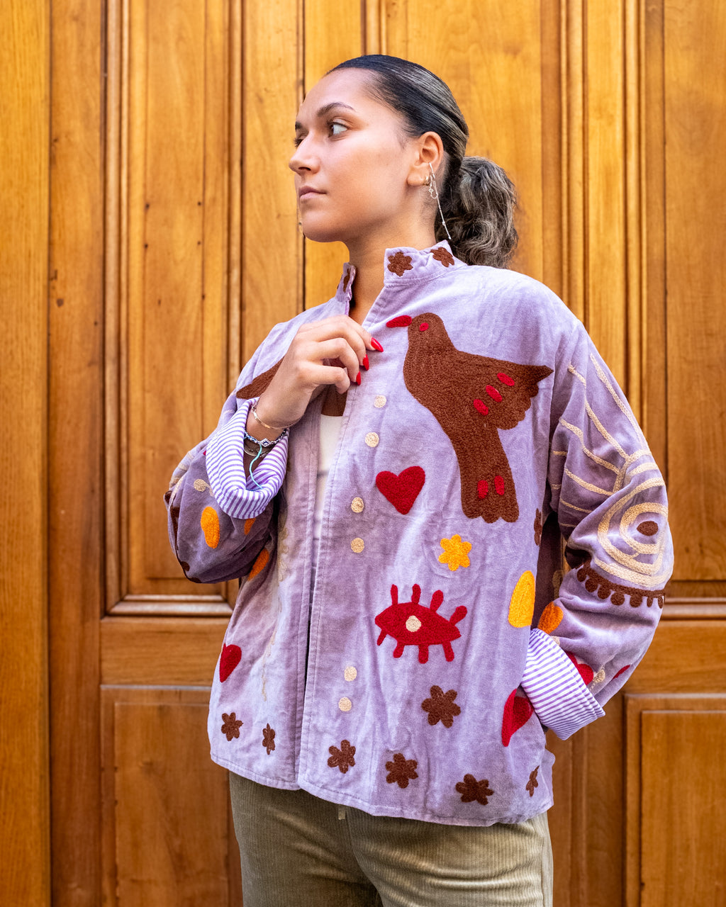 Veste brodée velours mauve