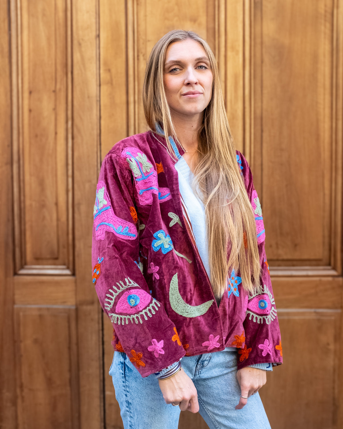 Veste velours brodées bordeaux serpent