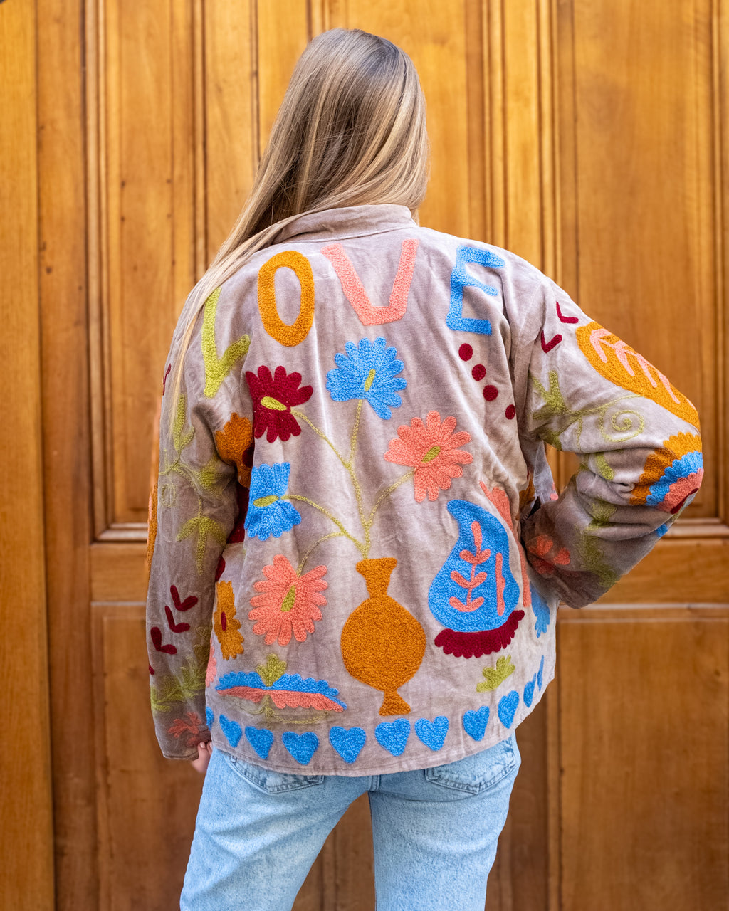 Veste brodée velours beige LOVE