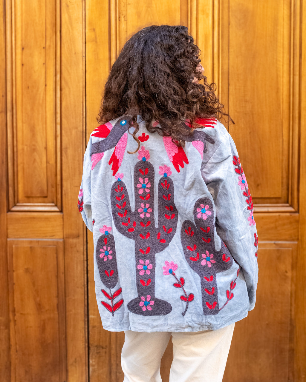Veste brodée velours bleue grise cactus