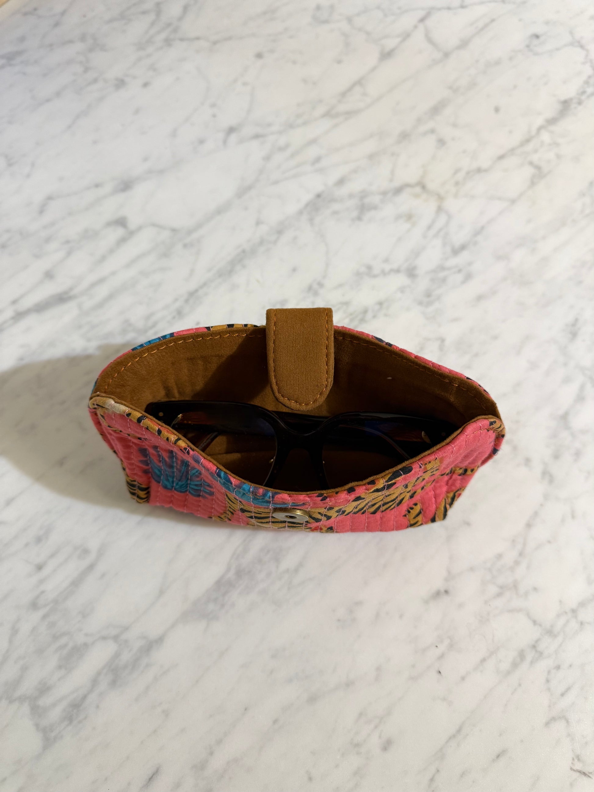 Glasses case