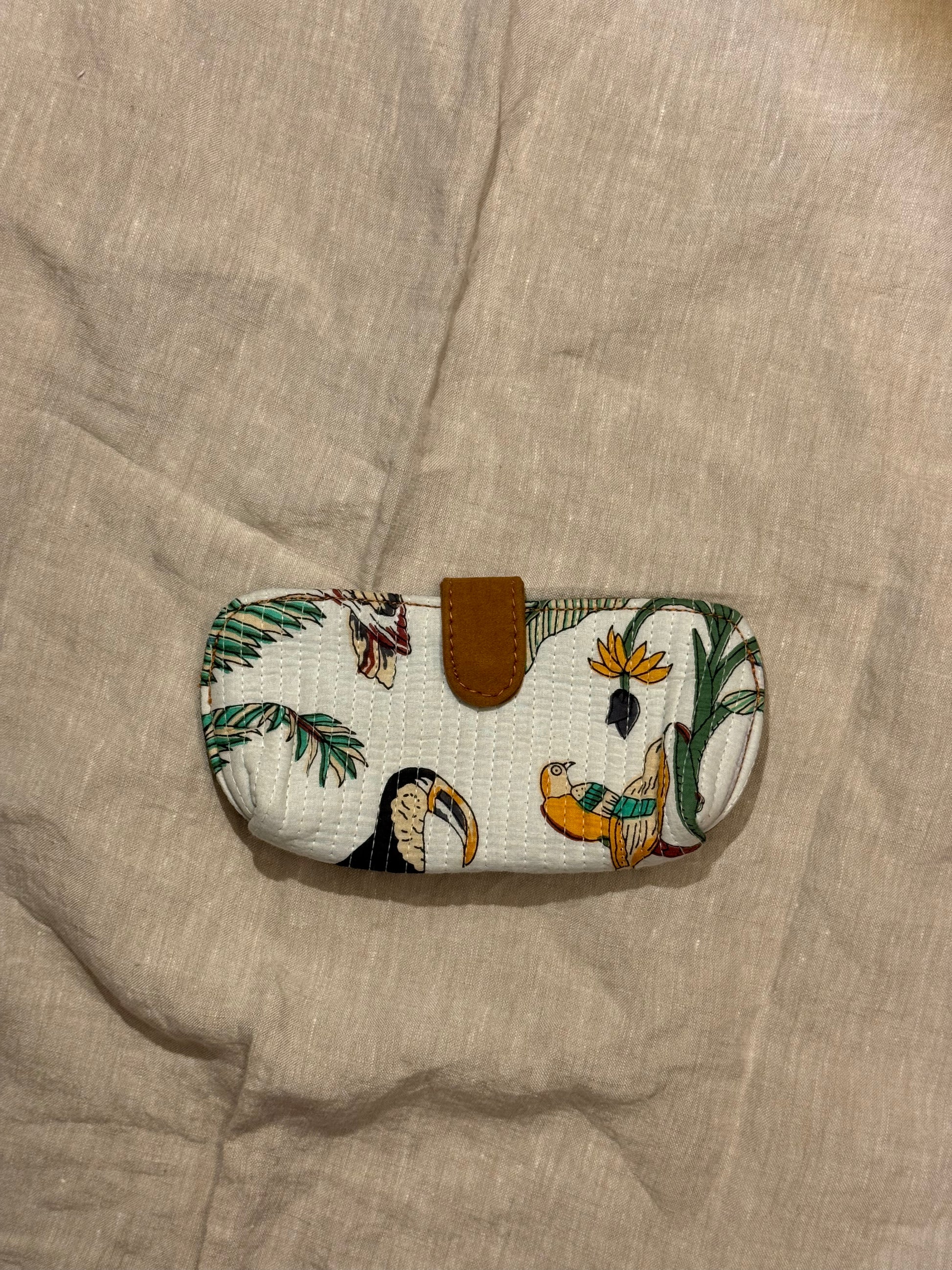 Etui à lunettes White Jungle