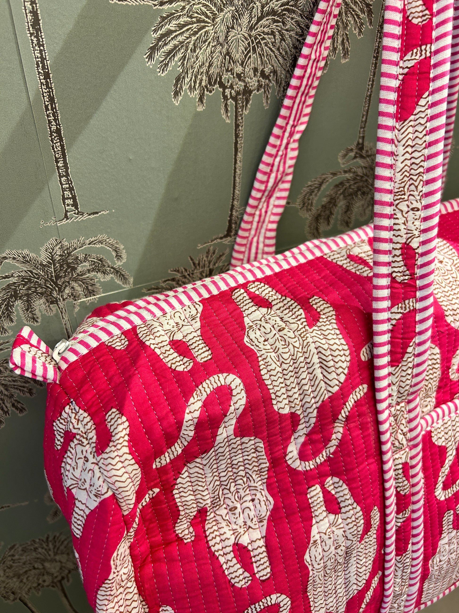 Sac de voyage Rose Tigres Blancs
