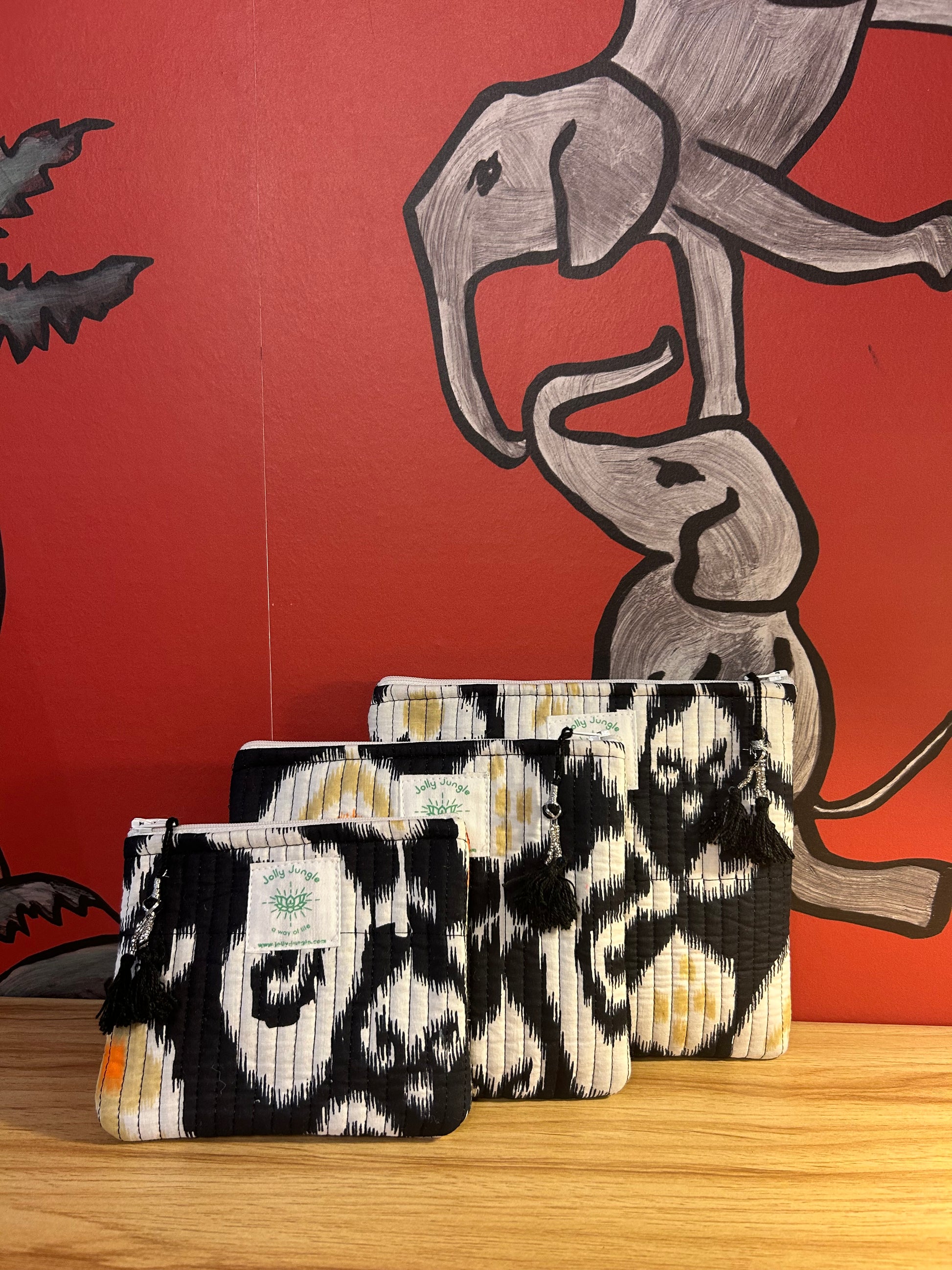 Maxi Pochette Ikat Noir / Orange