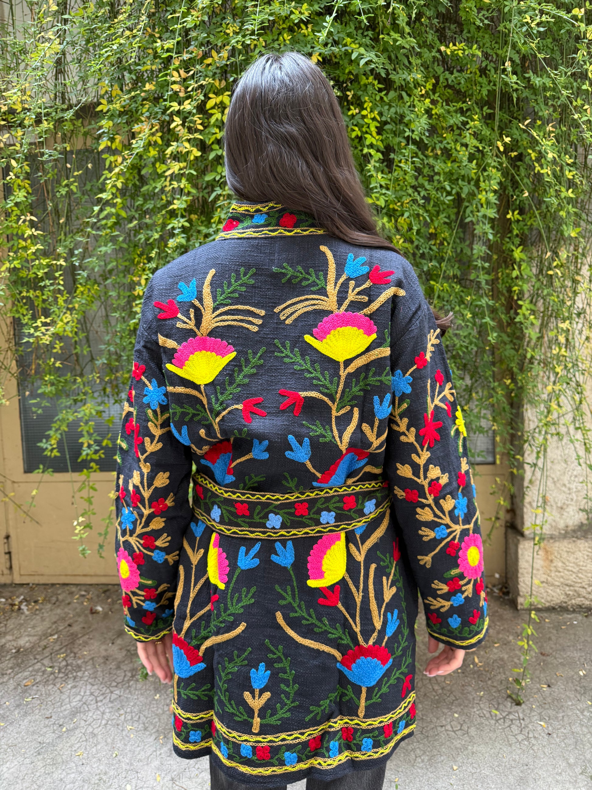 Veste Brodée Longue noire