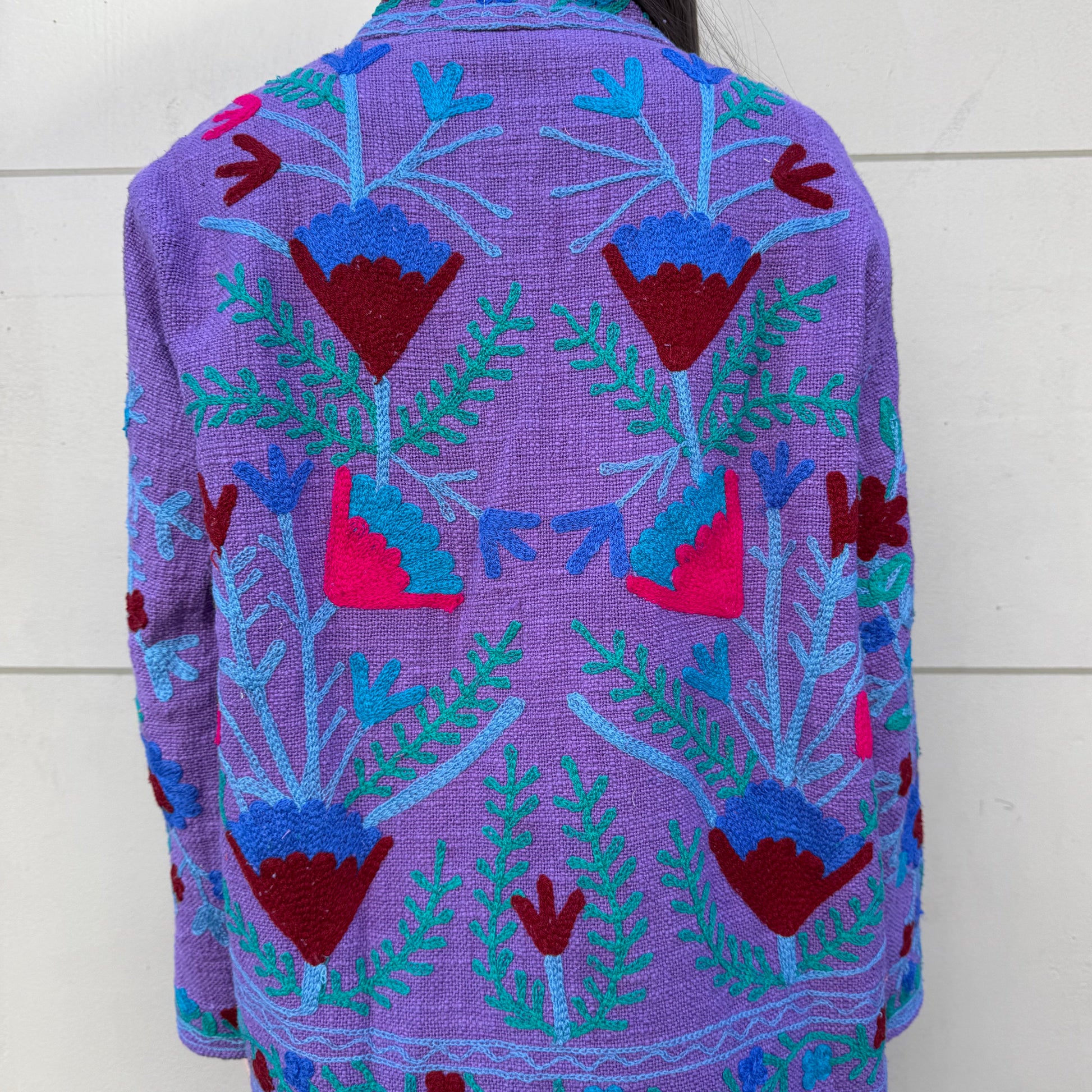 Veste Brodée Violette