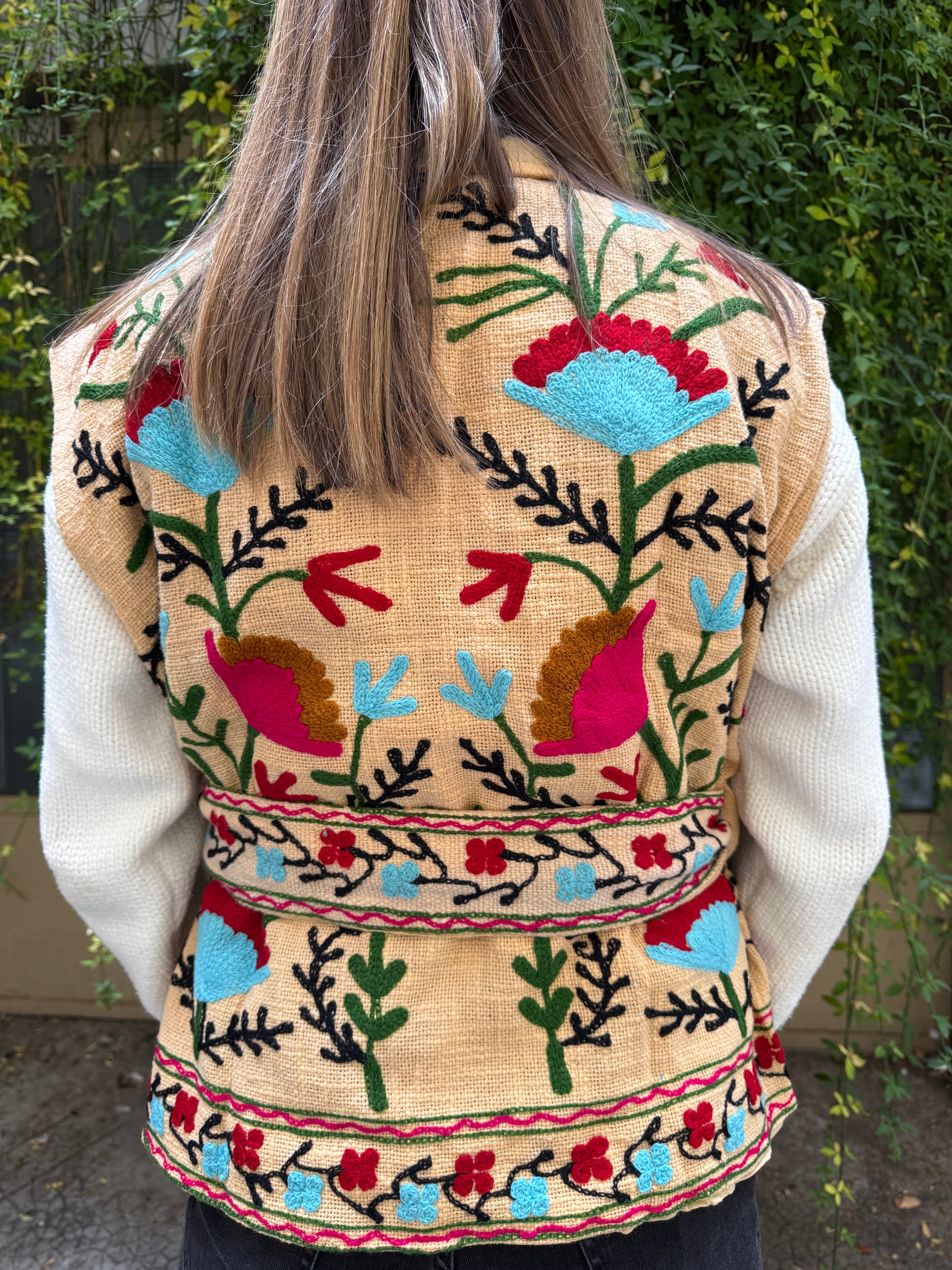 Veste Brodée sans manche crème