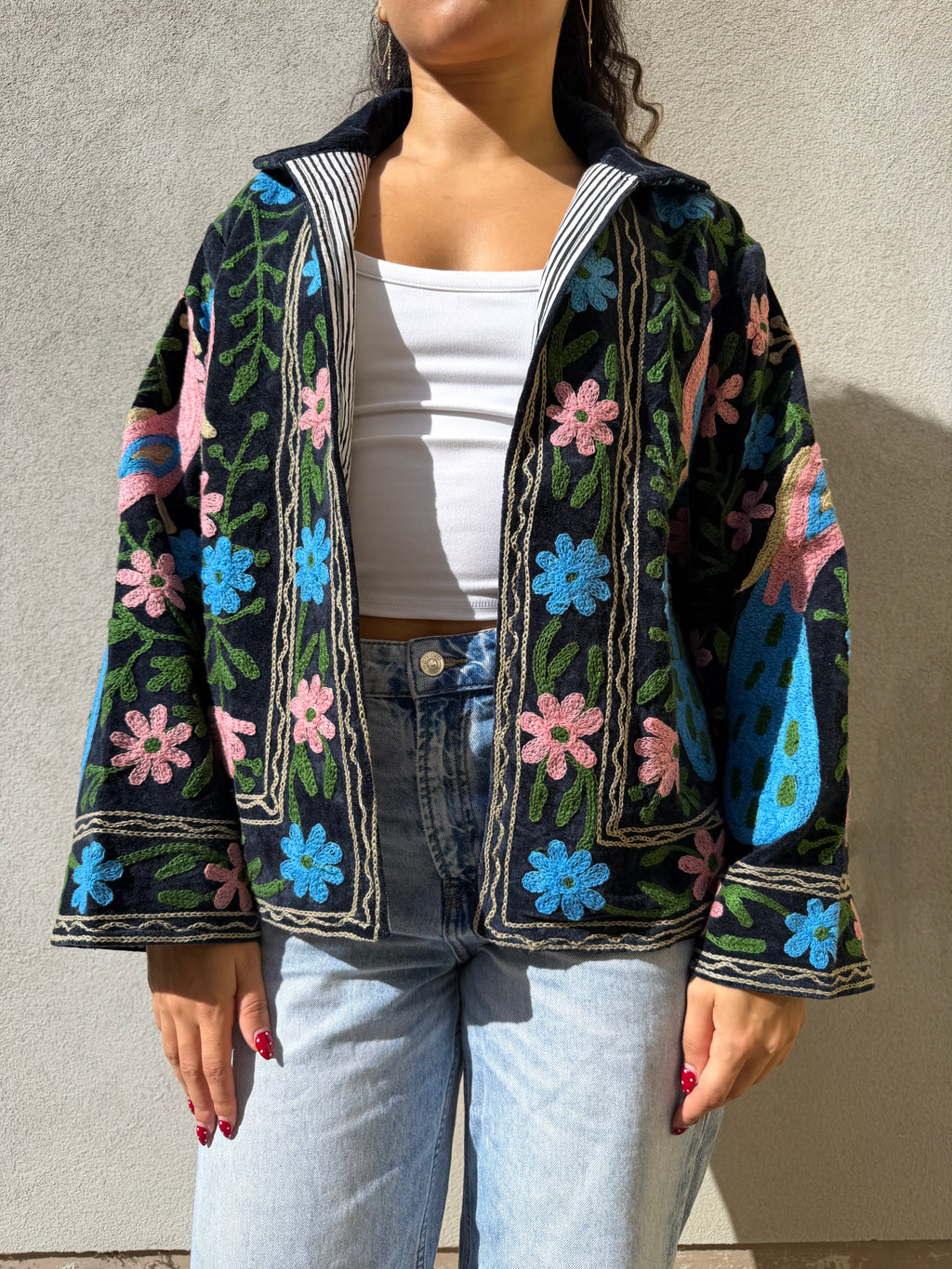 Veste brodée velours paon