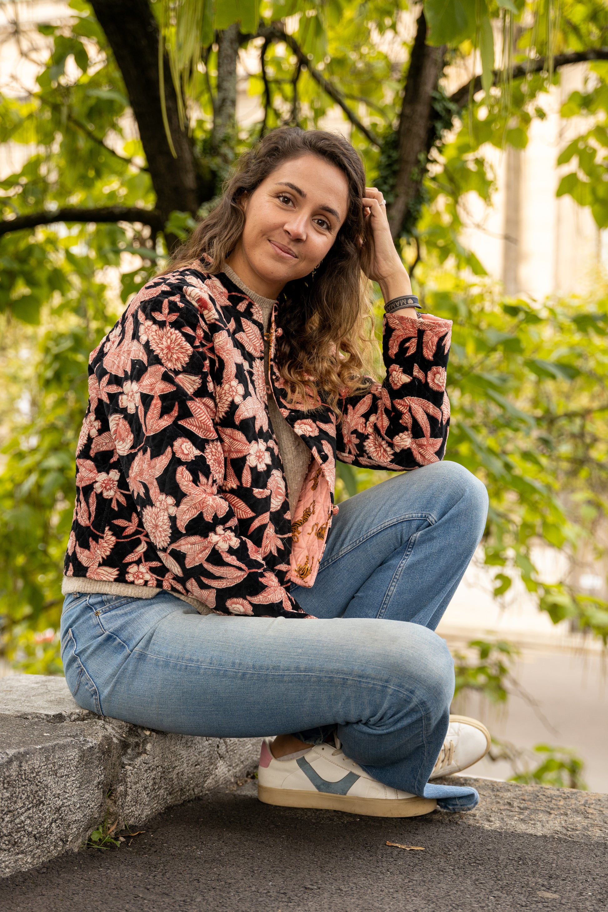Veste velours noire et rose fleurs (Réversible)