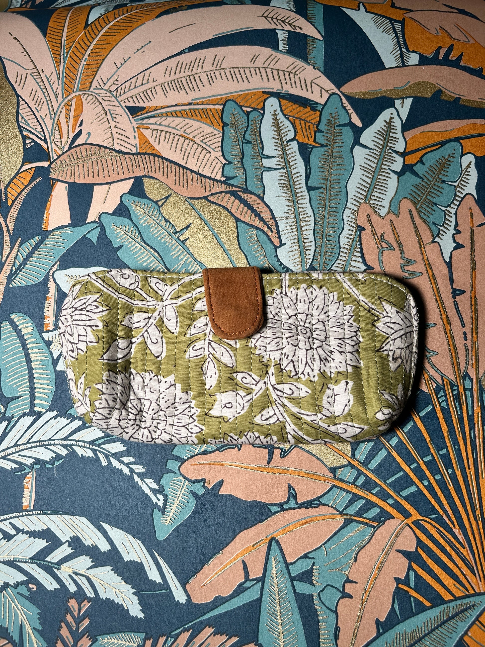 Étui à lunette vert fleuri