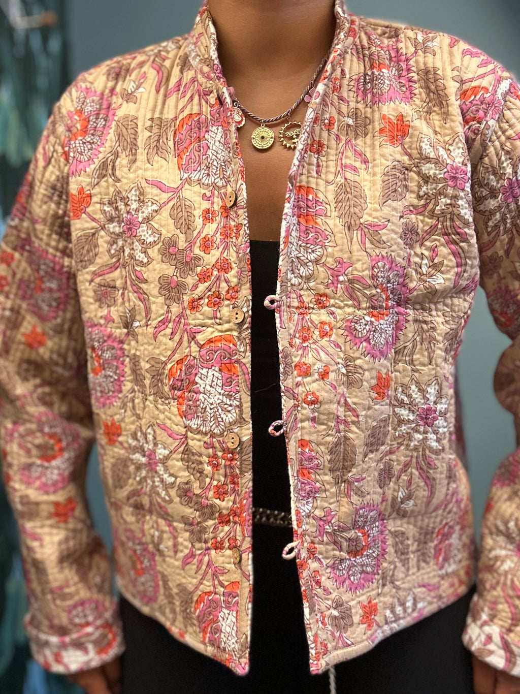 Naya White Jacket with Violet Flowers (Reversible)